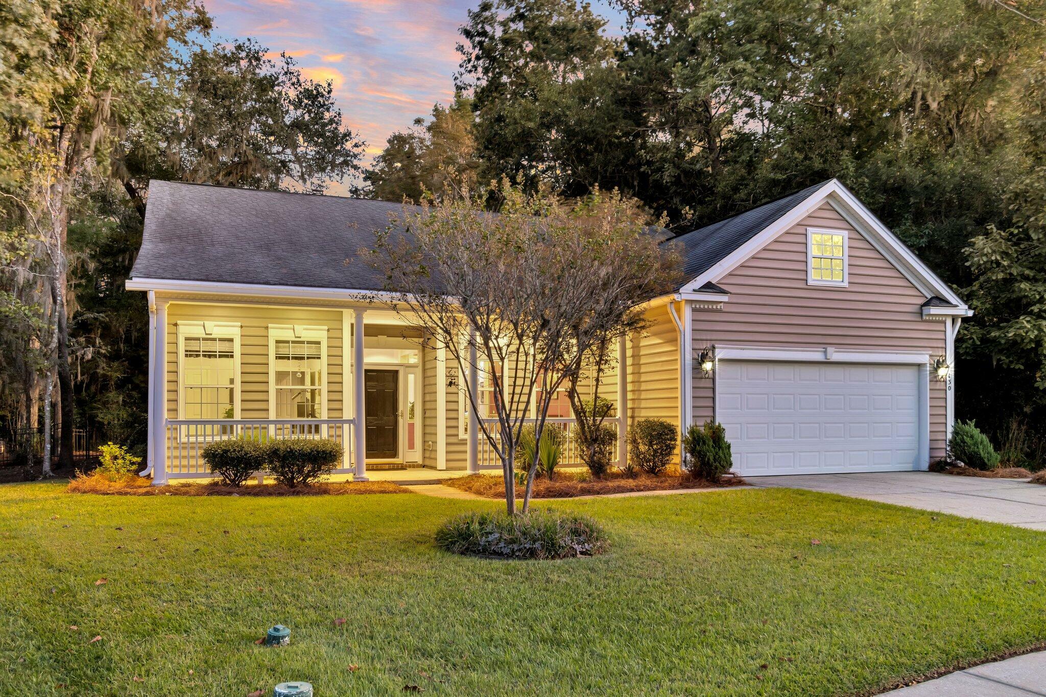 Property Photo:  130 Evening Shade Drive  SC 29414 