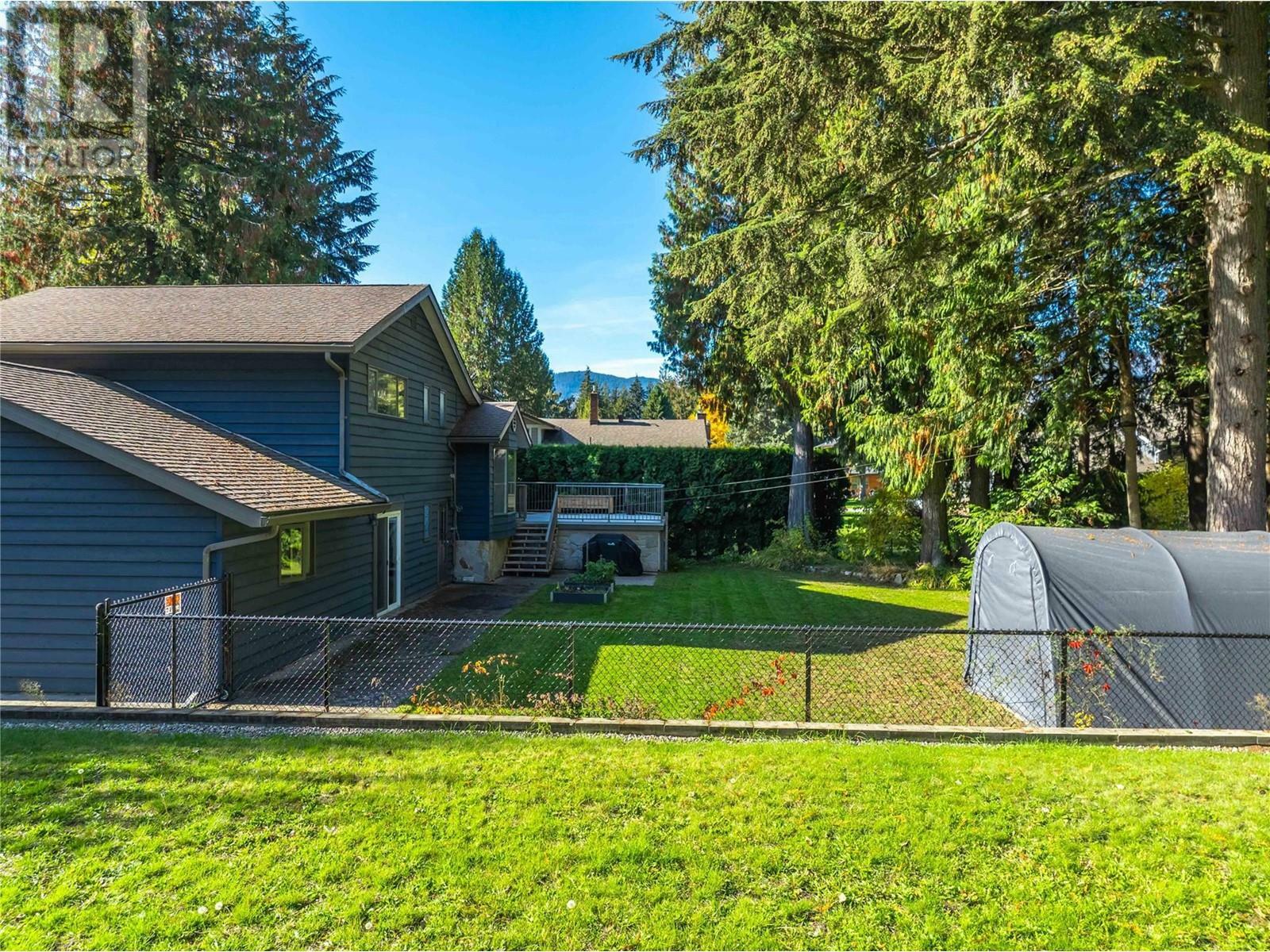 Photo de la propriété:  1554 Nichol Road  BC V0E 2S1 