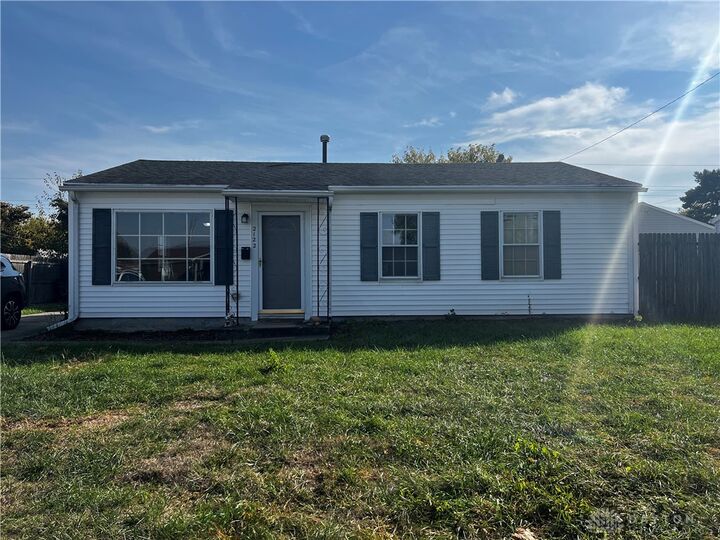 2122 Drake Drive  Xenia OH 45385 photo