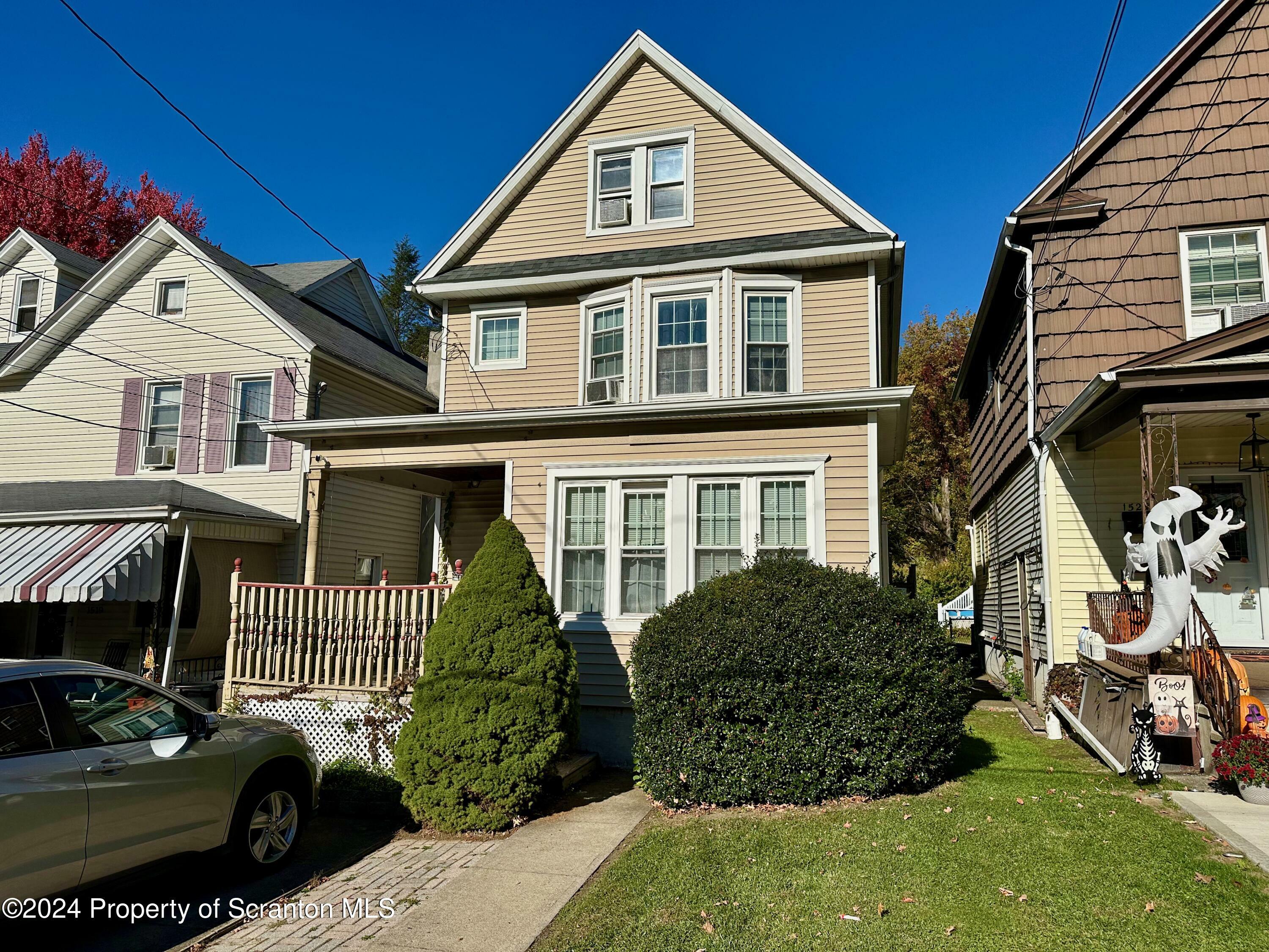 Property Photo:  1521 Electric Street  PA 18509 