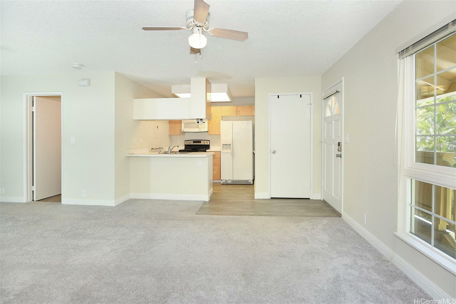 Property Photo:  373 Mananai Place 44R  HI 96818 