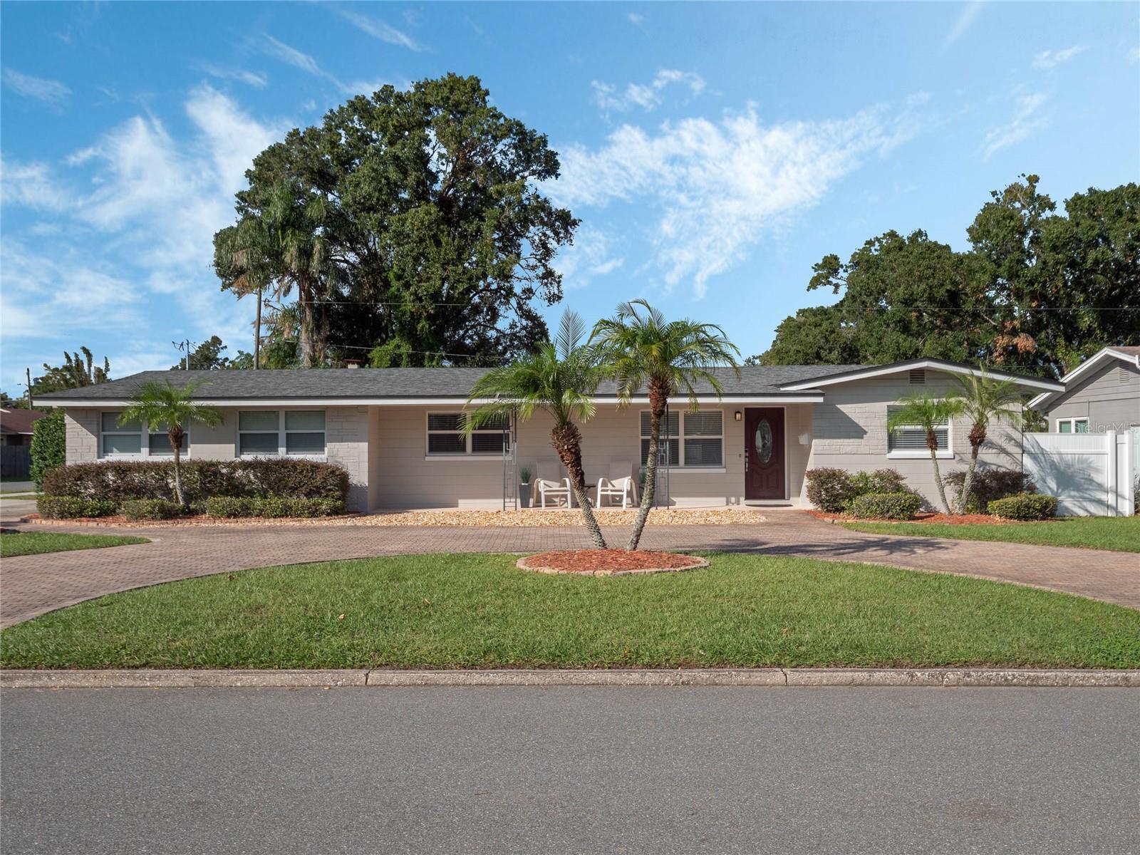 Property Photo: 2891 Naples Drive FL 32789