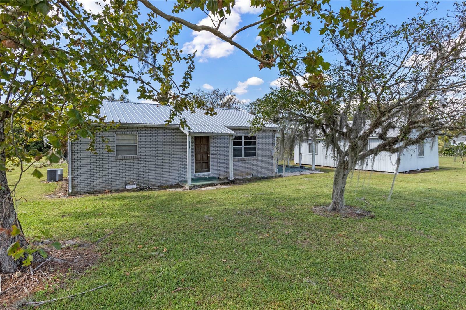 Property Photo:  1105 Evenhouse Road  FL 33850 