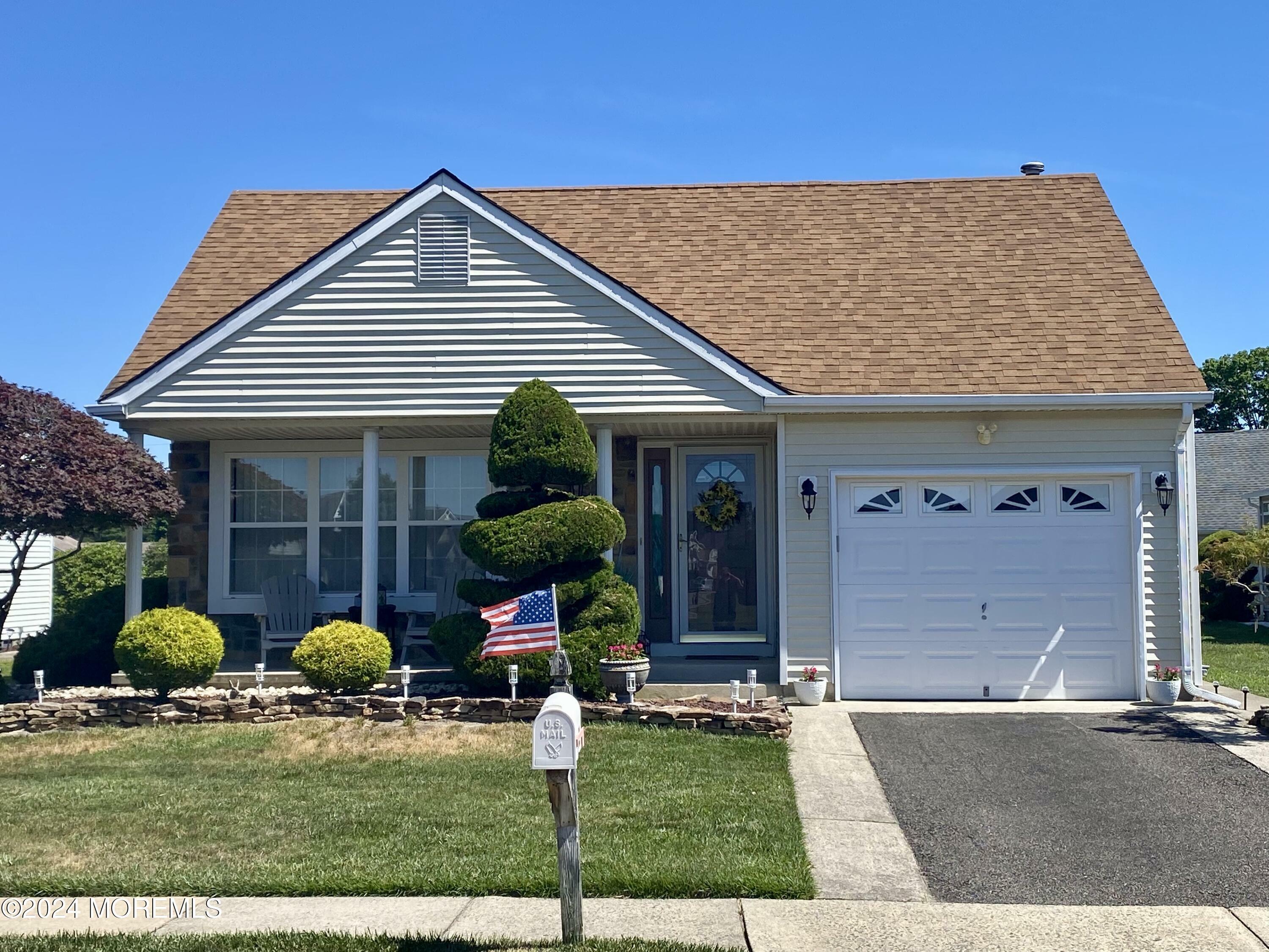 Property Photo:  88 Portsmouth Drive  NJ 08757 