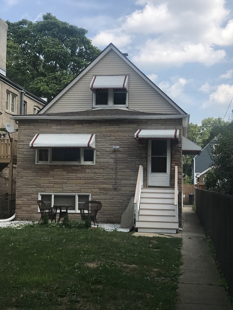 3255 N Kenneth Avenue  Chicago IL 60641 photo