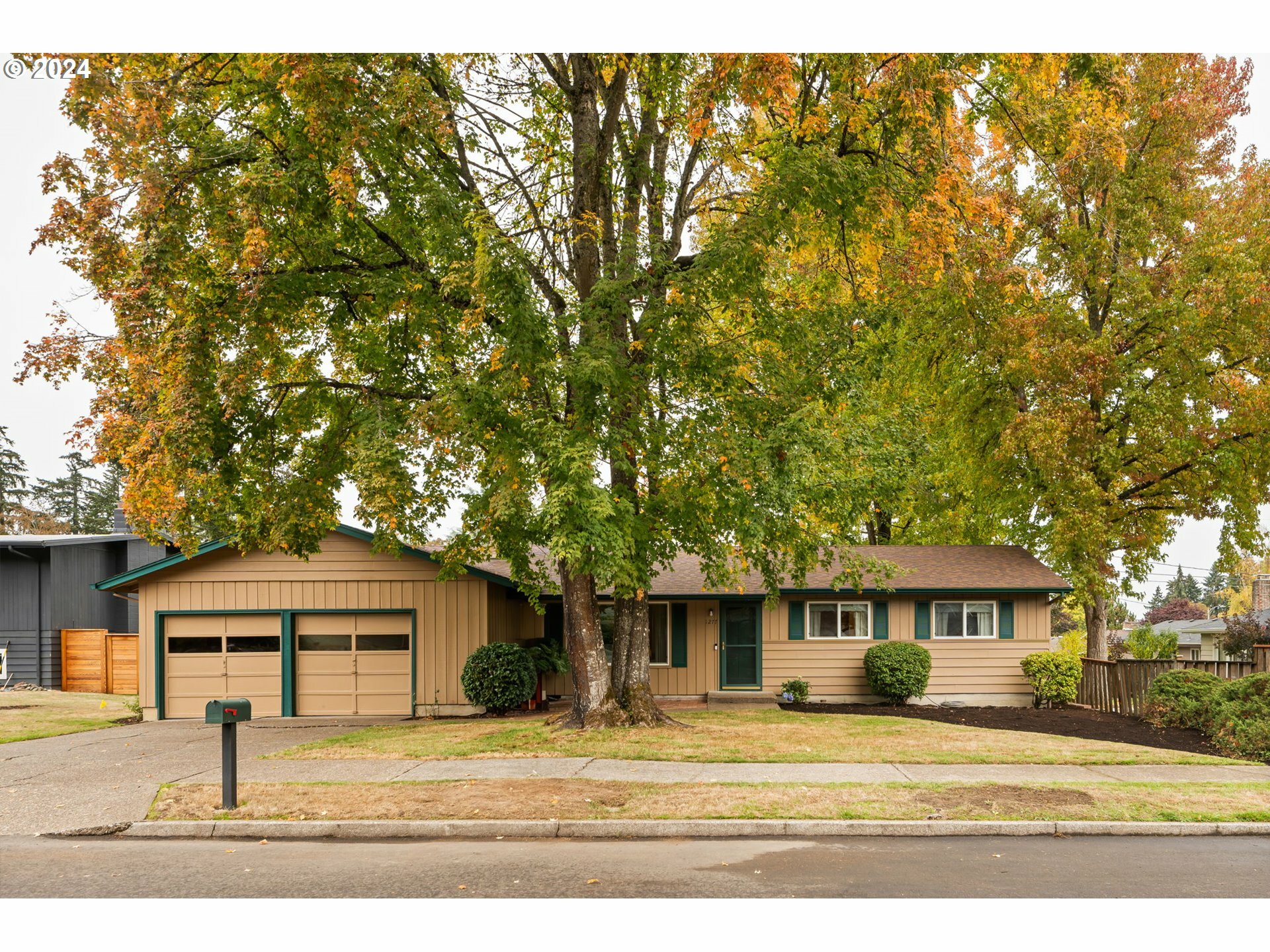 1277 Hallinan Cir  Lake Oswego OR 97034 photo