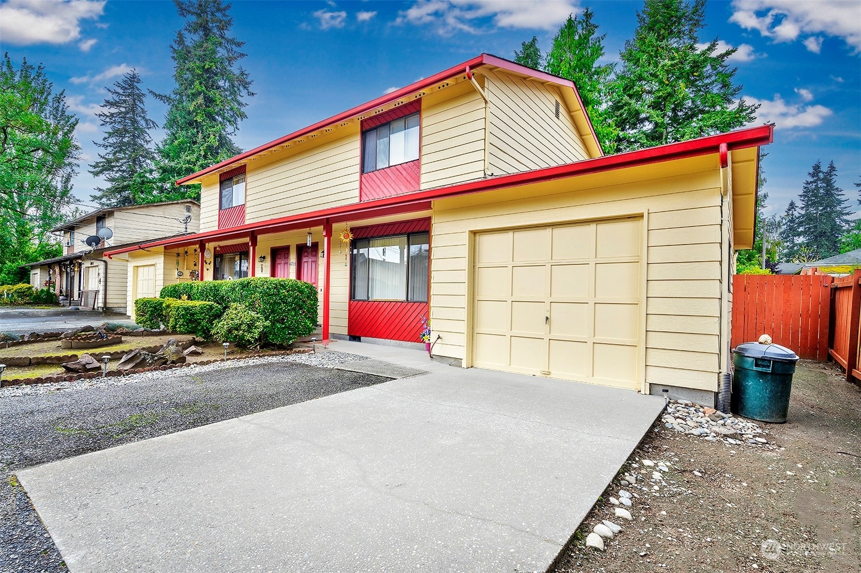 Property Photo:  6708 Beverly Boulevard  WA 98203 