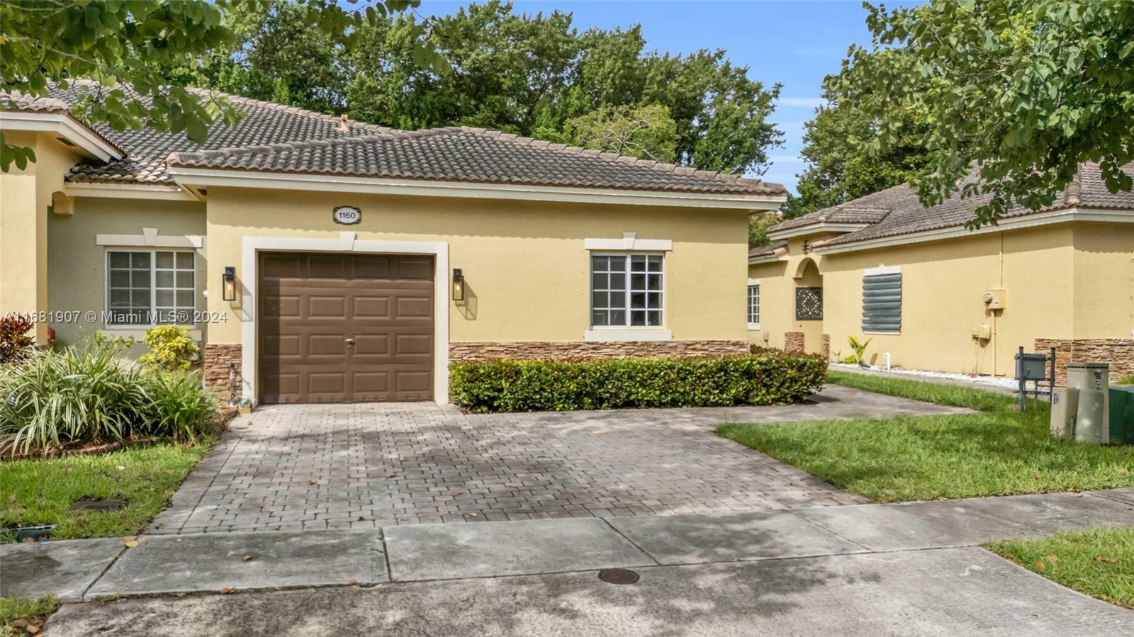 Property Photo:  1160 NE 32nd Ave  FL 33033 