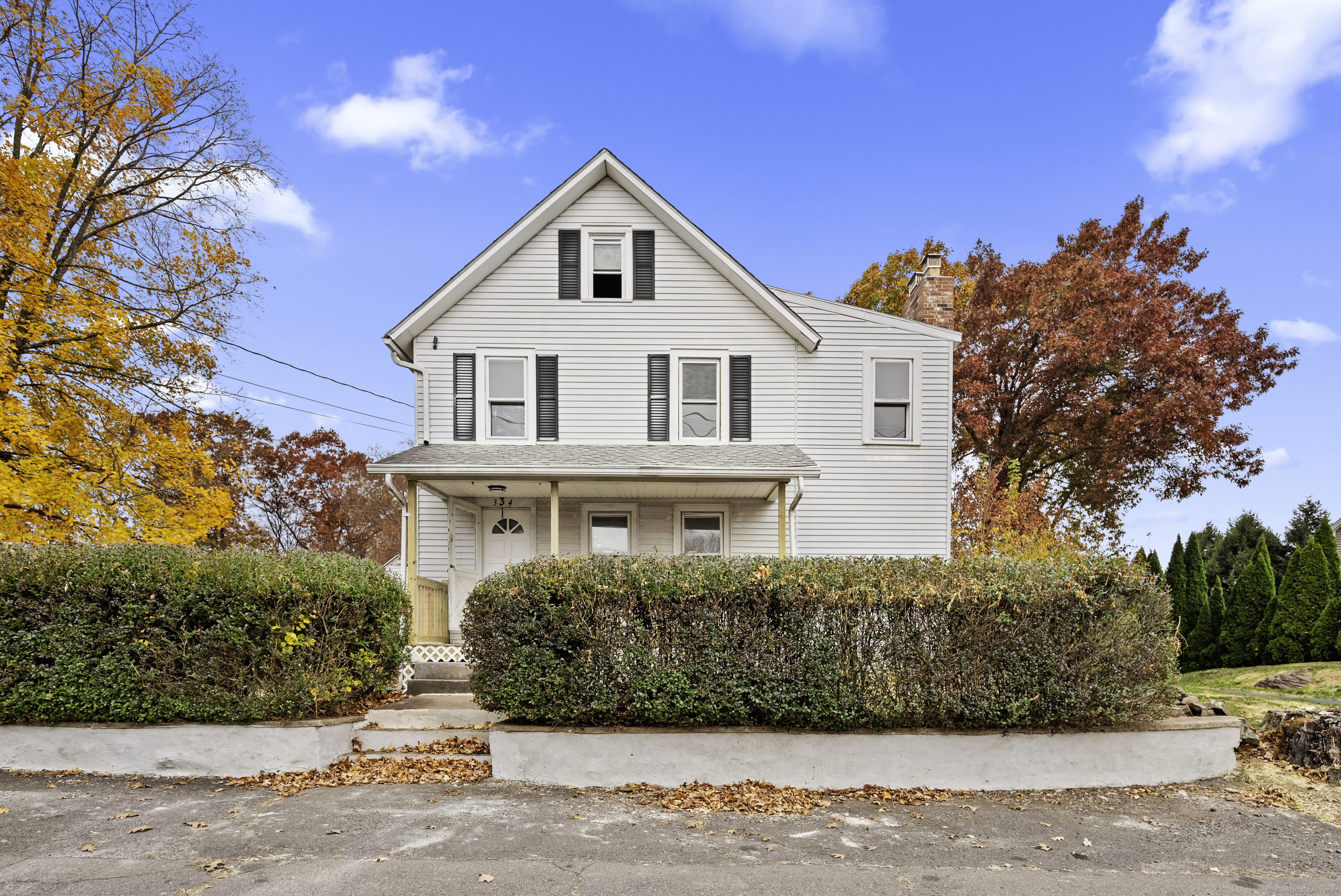 Property Photo:  334 Gracey Avenue  CT 06451 