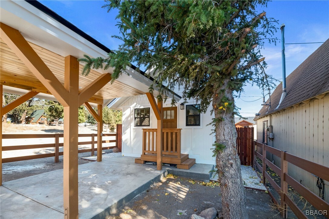 Property Photo:  706 N Division Drive  CA 92314 