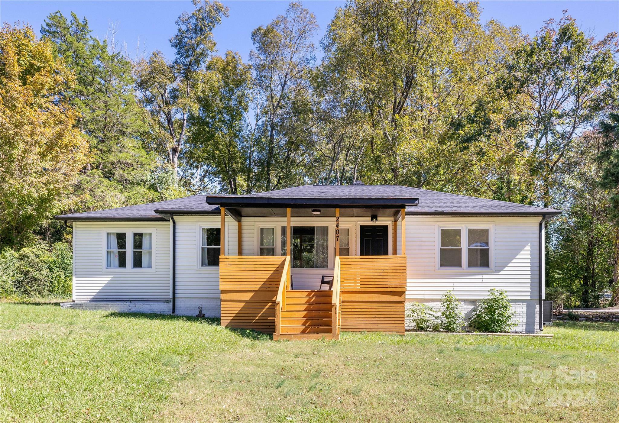 Property Photo:  2407 Carolina Avenue  NC 28083 