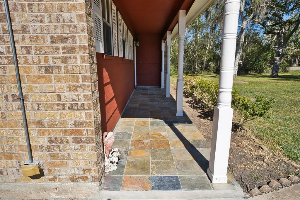 Property Photo: 6823 County Road 659 TX 77422