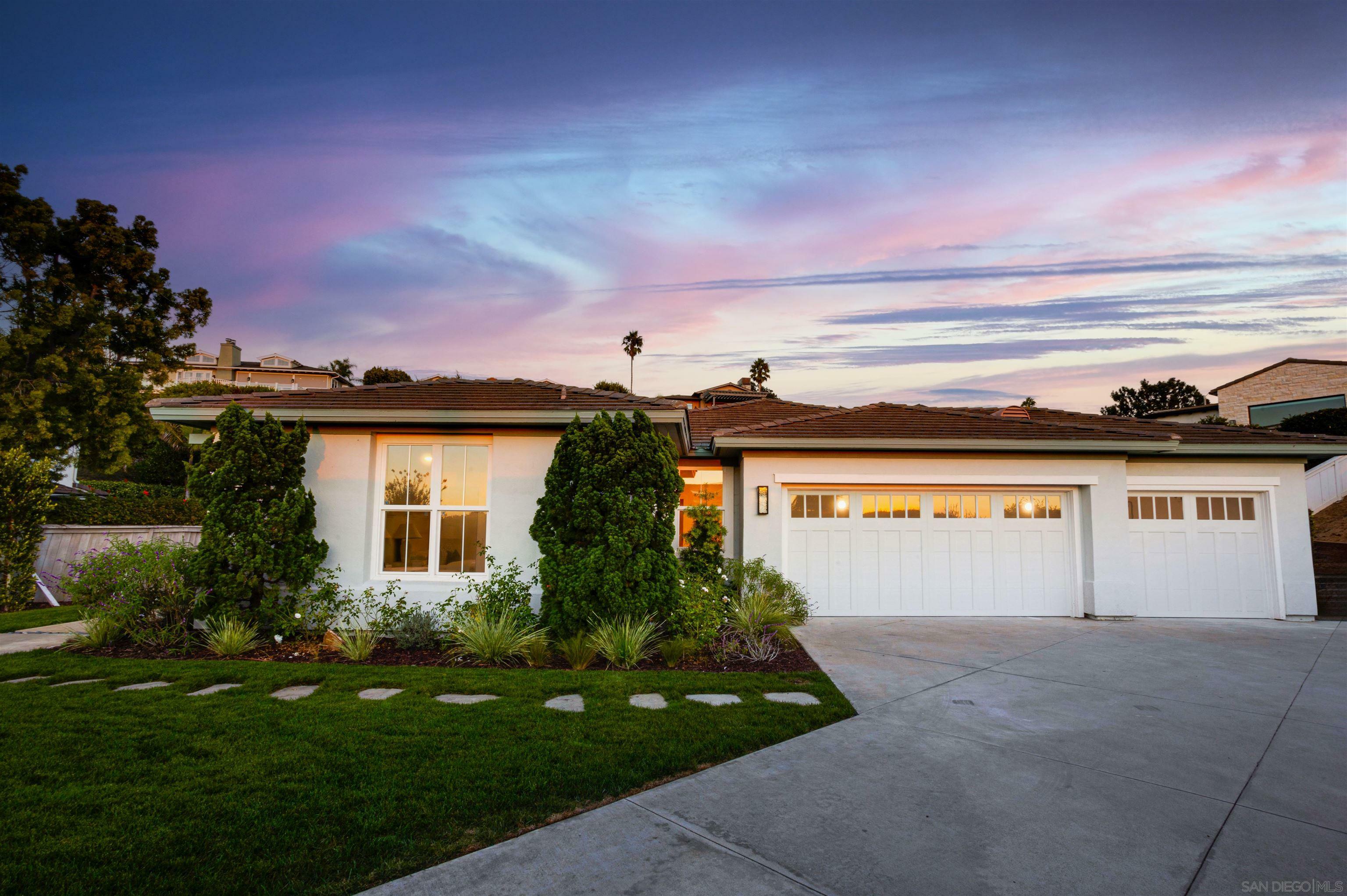 Property Photo:  702 Midori Ct  CA 92075 