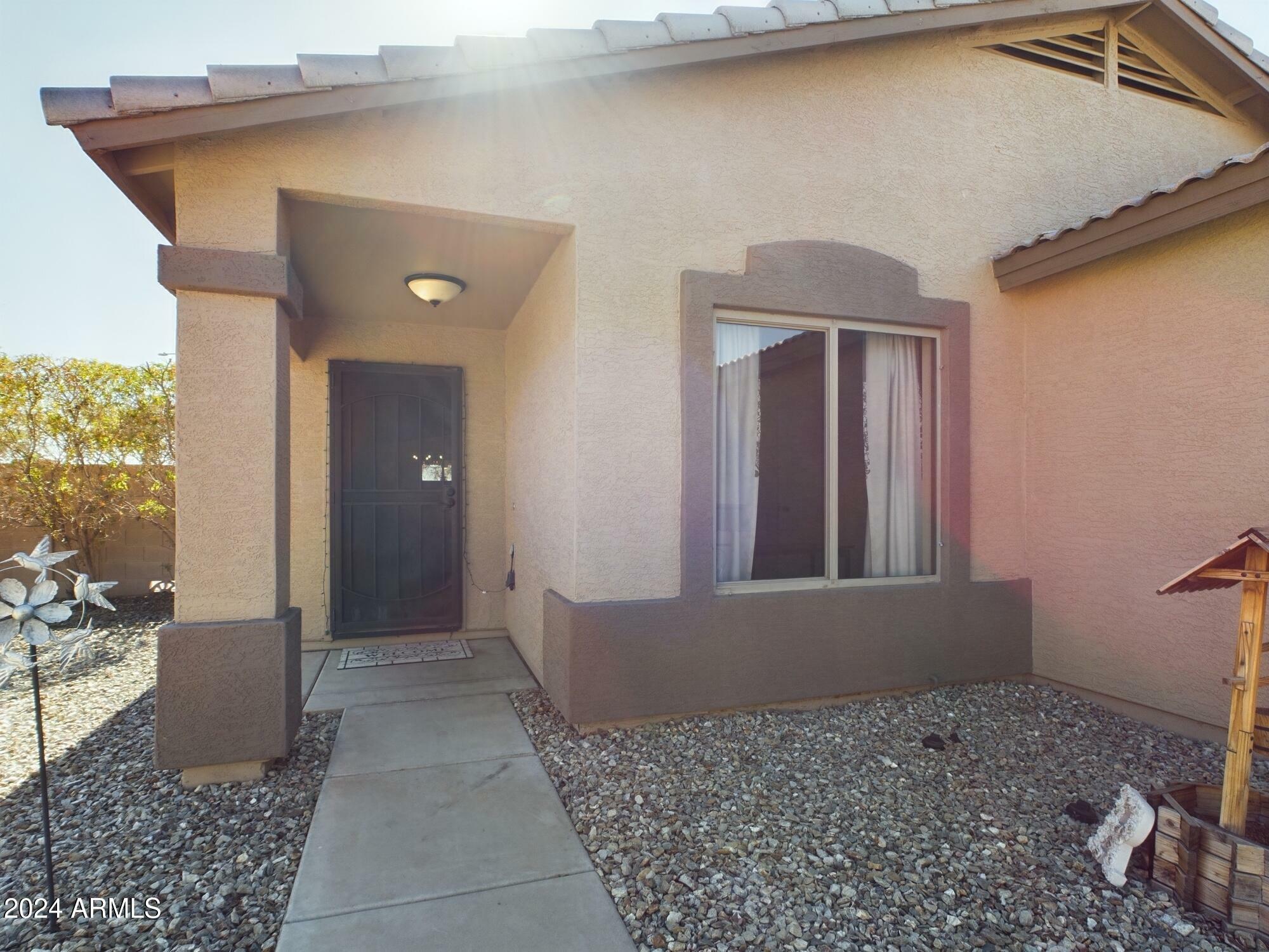 Property Photo:  8735 W Royal Palm Road  AZ 85345 