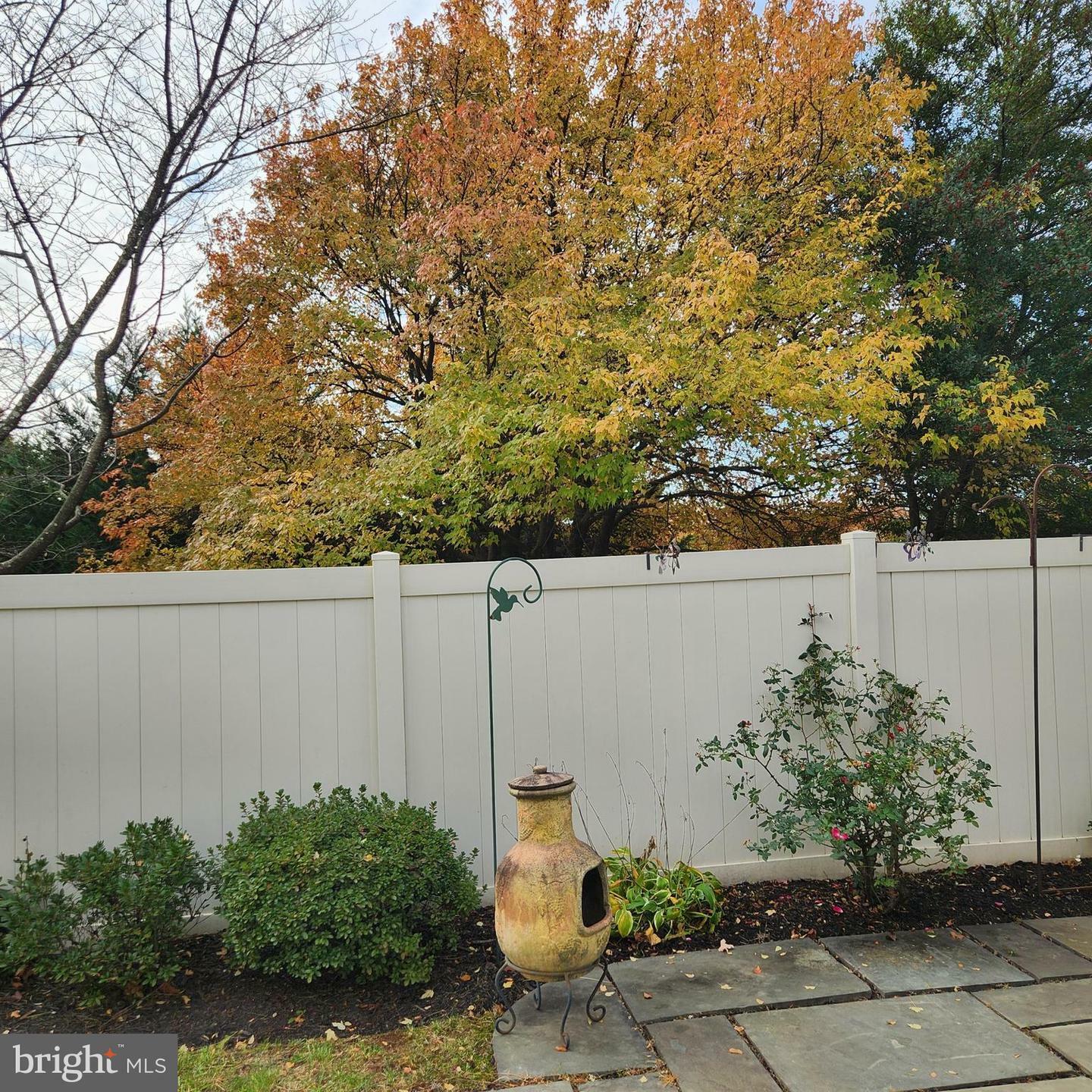 Property Photo:  43227 Yorkville Terrace  VA 20147 