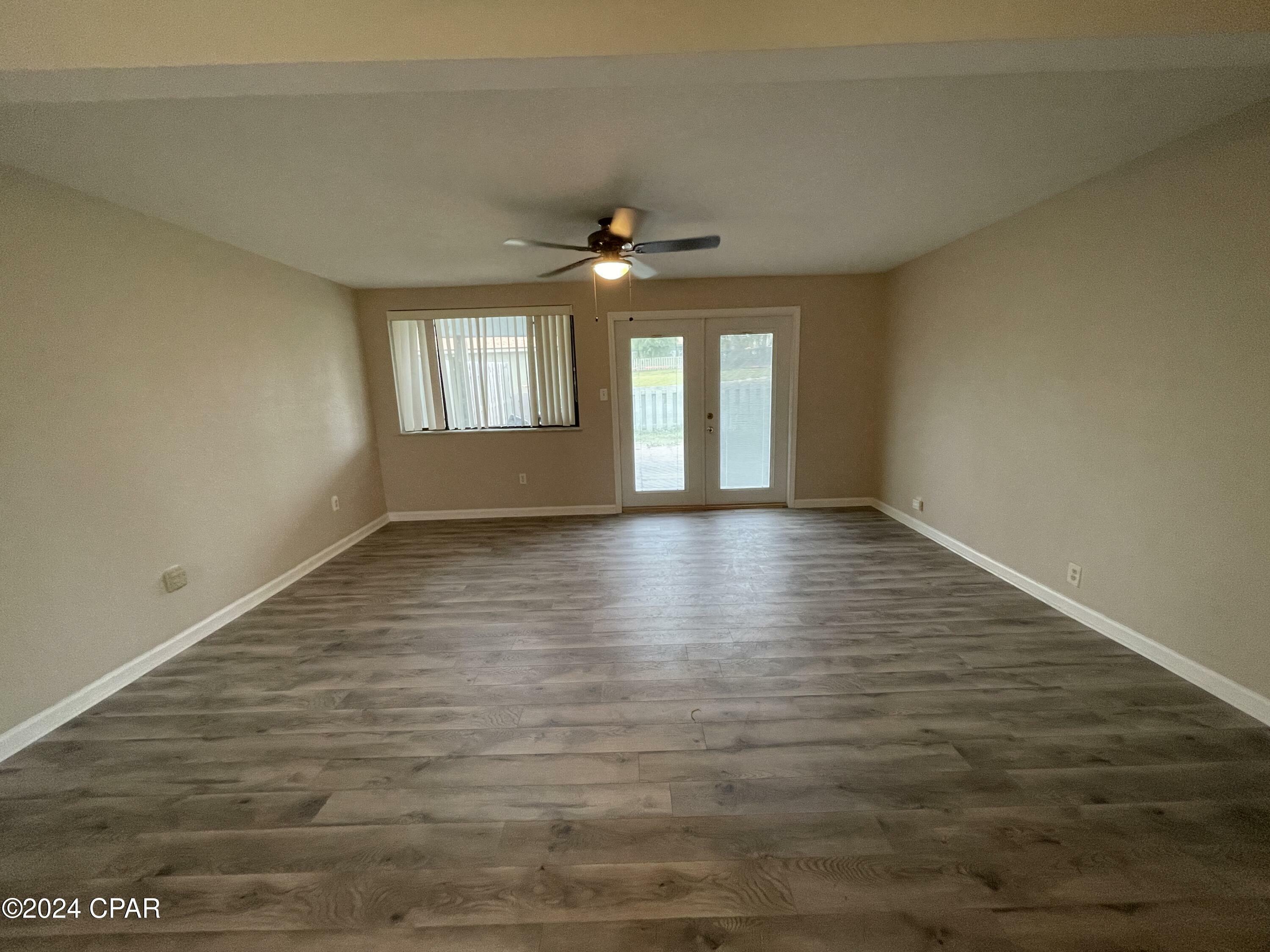 Property Photo:  1025 W 19th 17A Street 17A  FL 32405 