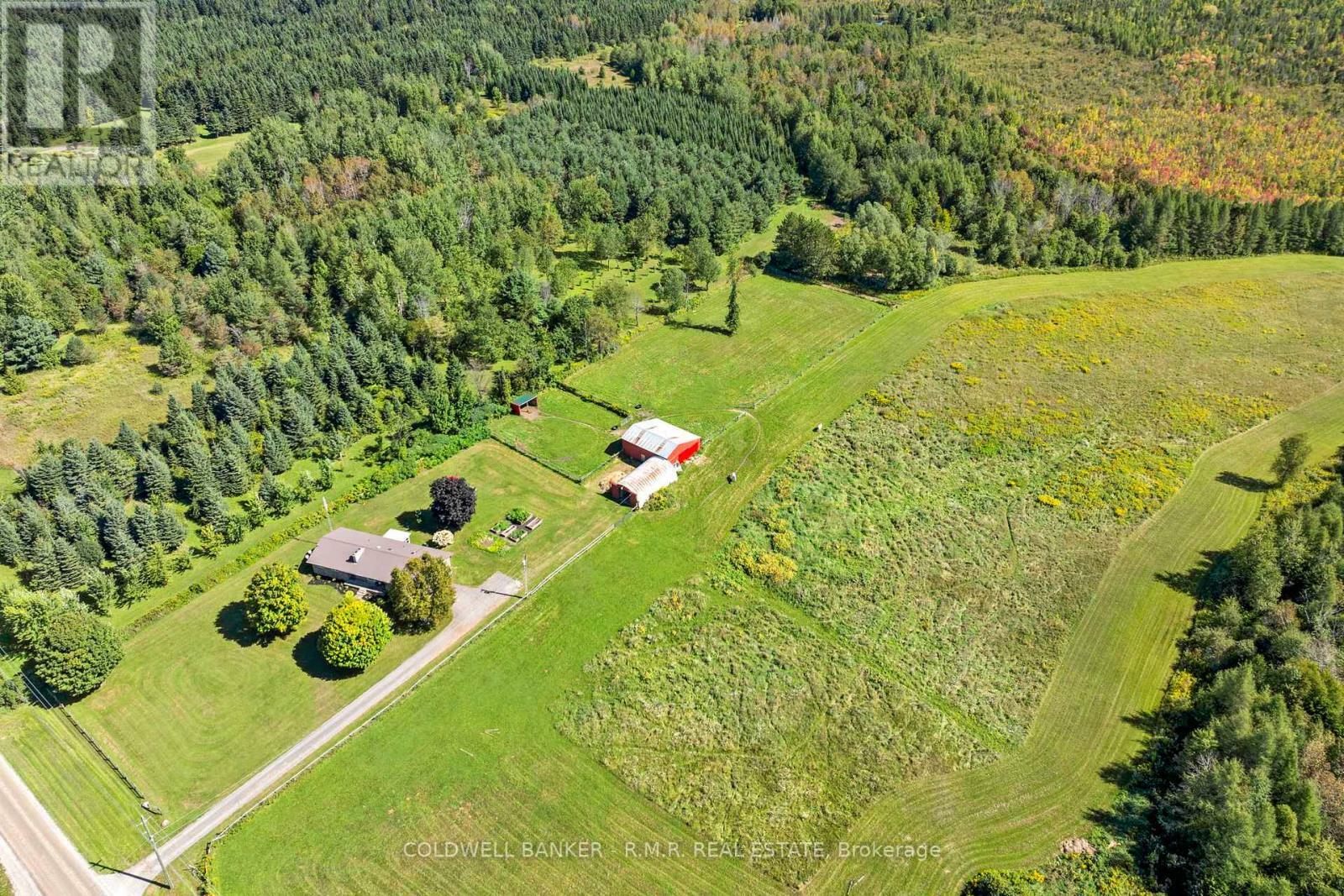 Photo de la propriété:  1076 Sandringham Road  ON K0M 2T0 