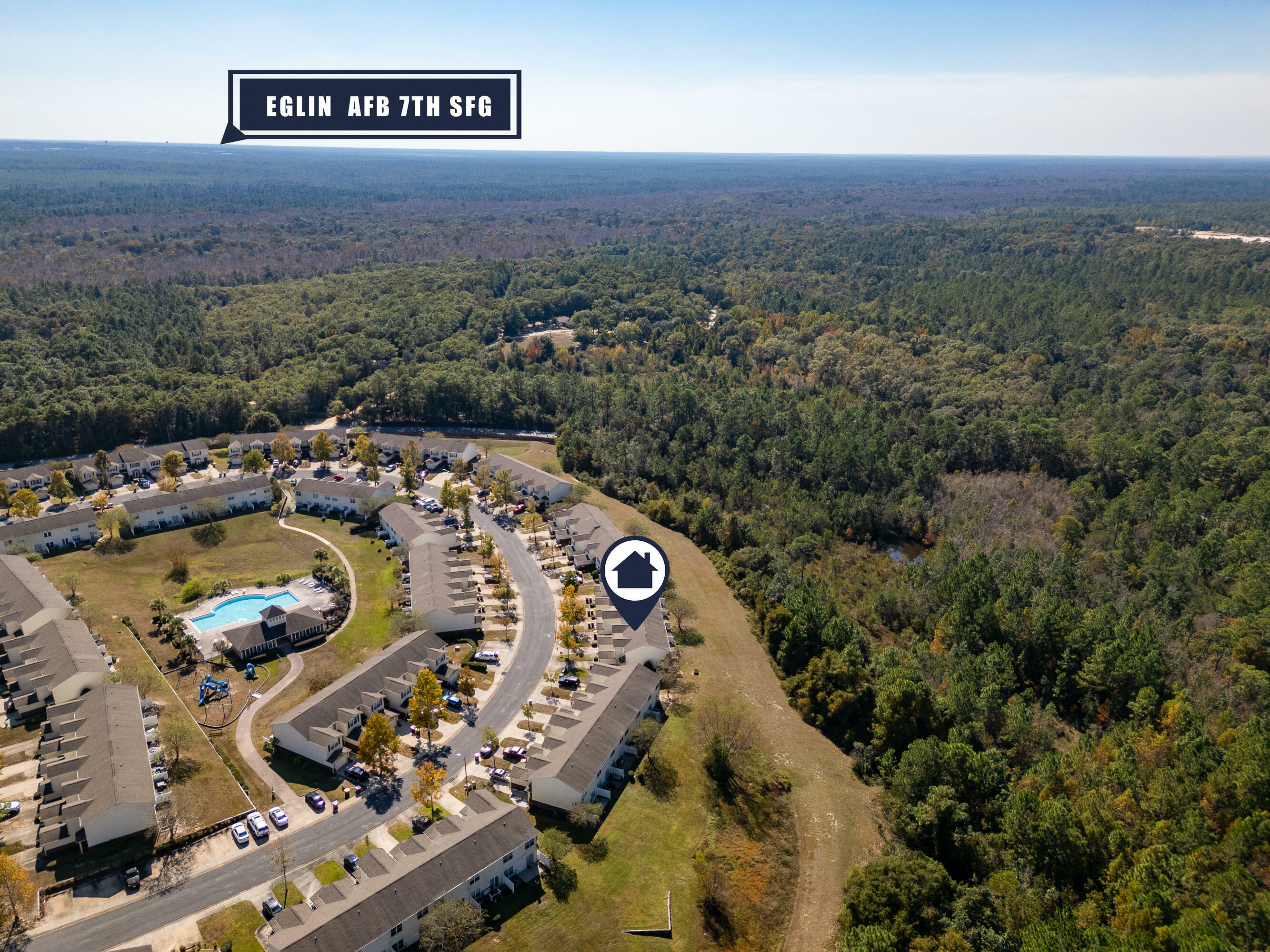 Property Photo: 727 Majestic Drive FL 32536