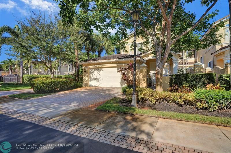 Property Photo:  1507 Passion Vine Cir 1-3  FL 33326 