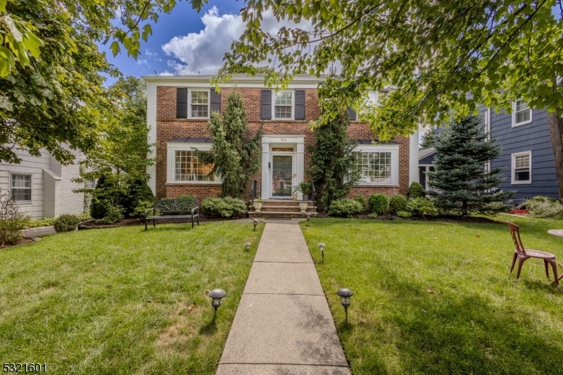 Property Photo: 514 Hartford Ct NJ 07079
