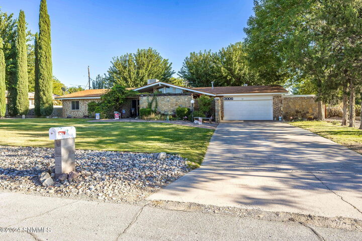 Property Photo: 3006 Ronna Drive NM 88001
