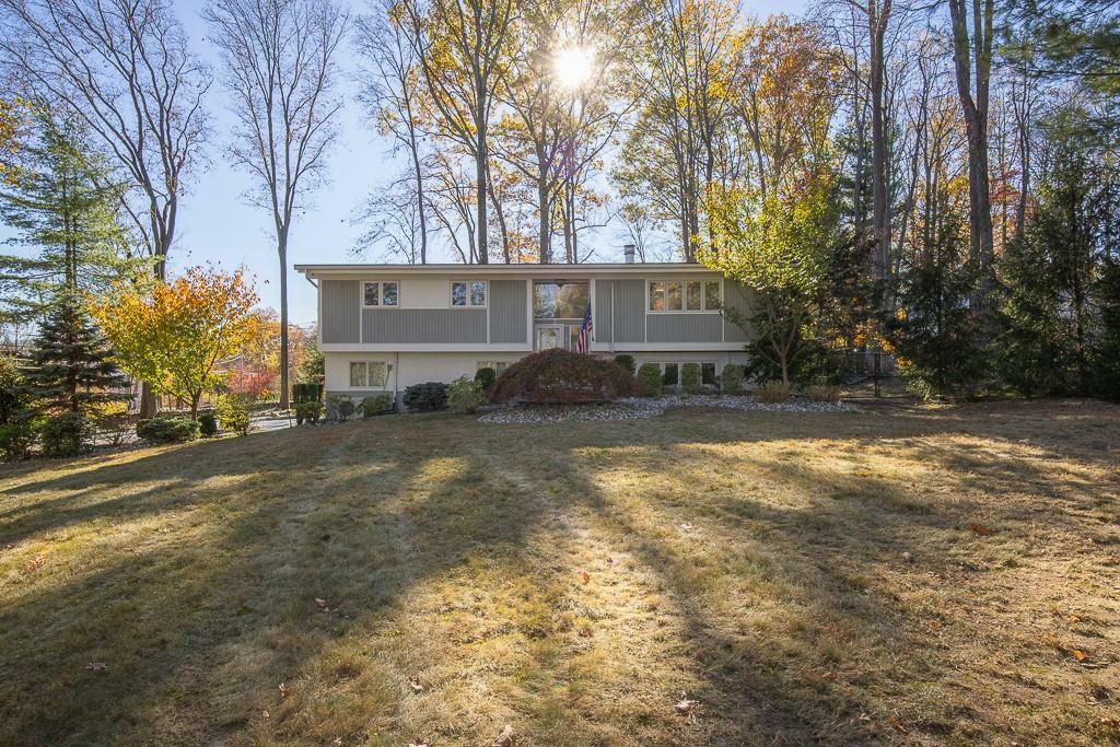 Property Photo:  1 Aspen Lane  NY 10956 