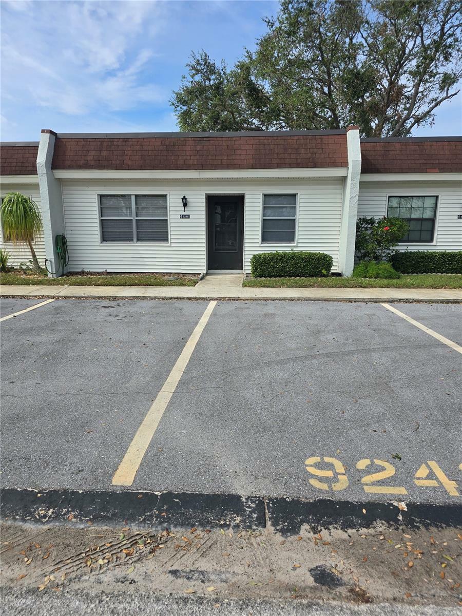 Property Photo:  9248 Oakwood Lane  FL 33776 