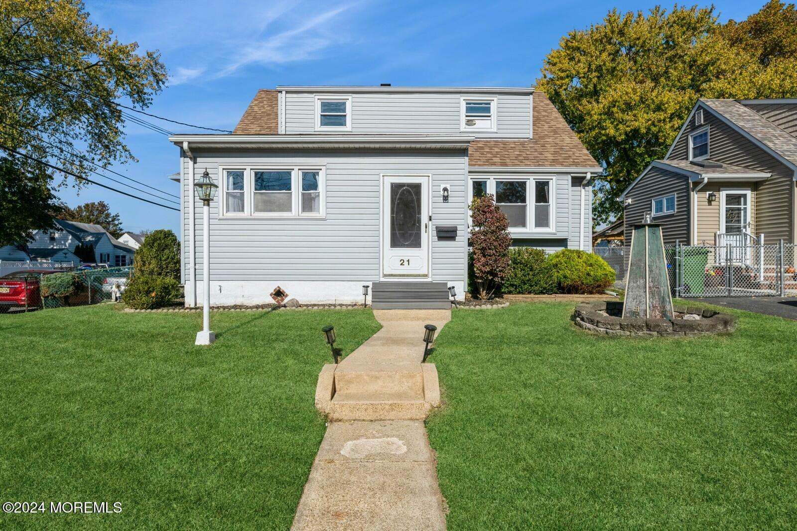 21 Evelyn Terrace  South Amboy NJ 08879 photo