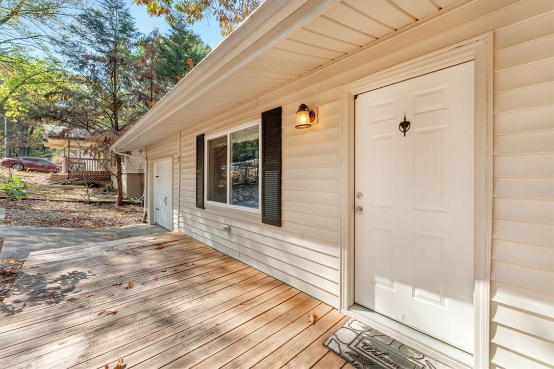 Property Photo:  7 Bewdley Circle  AR 72714 