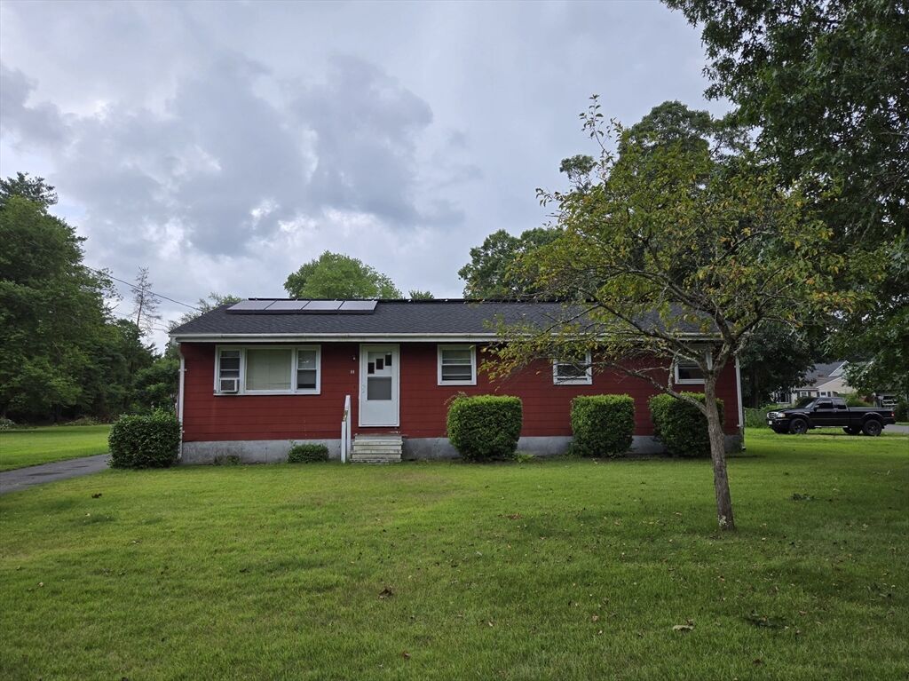 Property Photo:  88 Manchonis  MA 01095 