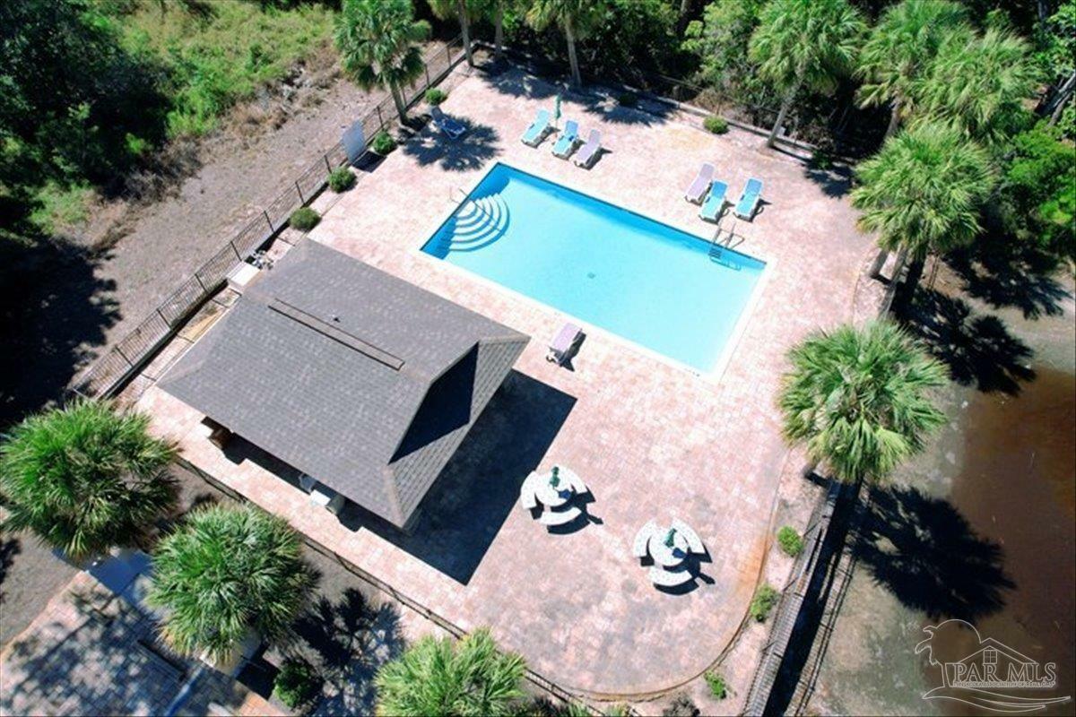 Property Photo:  1748 Sound Haven Ct  FL 32566 