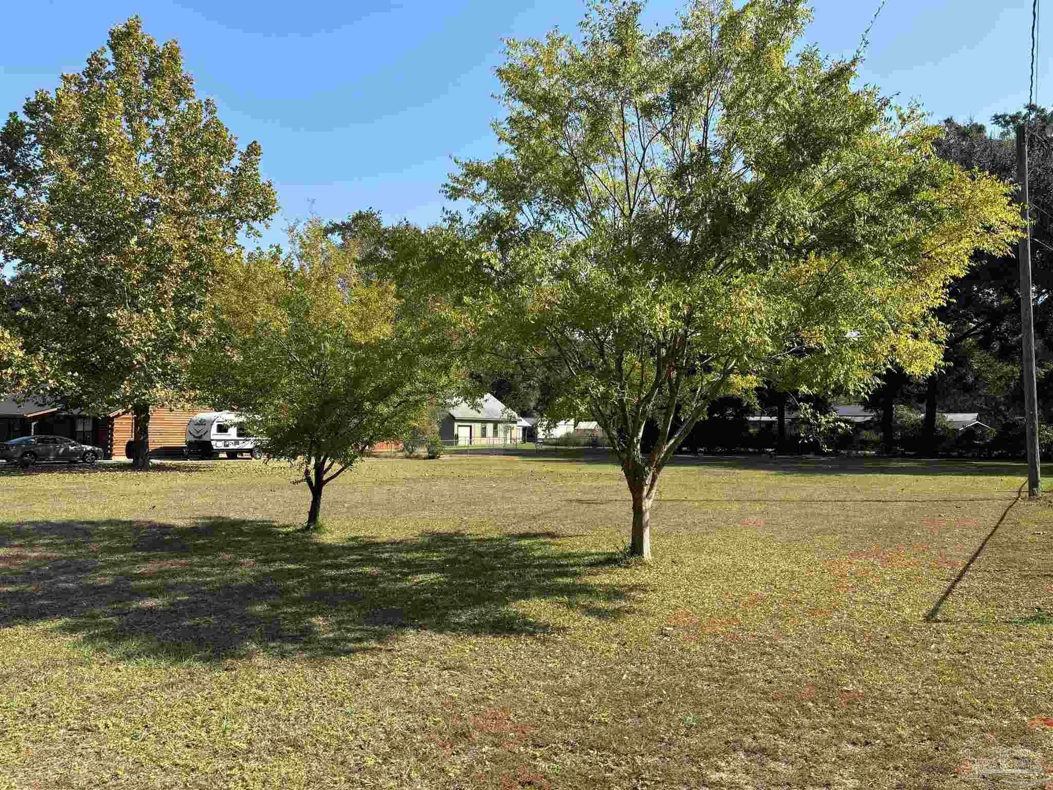 Property Photo:  Mayo Cir  FL 32571 