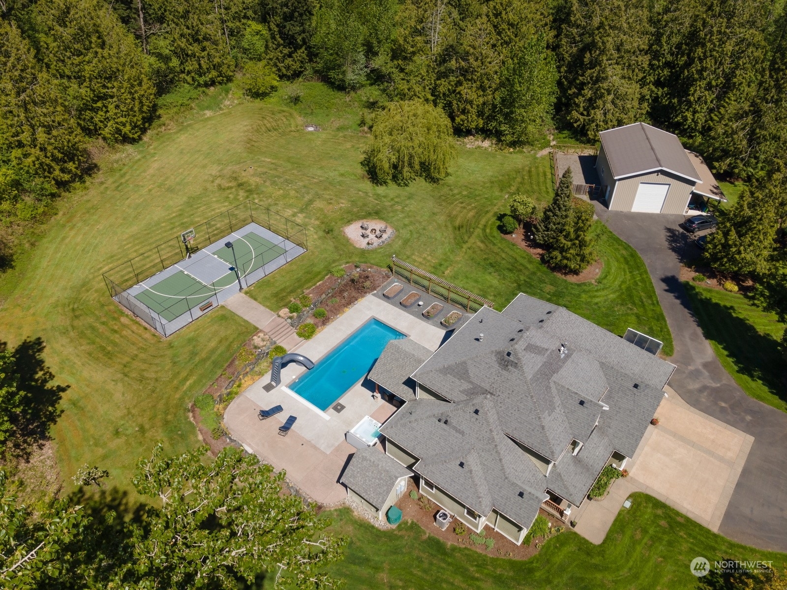 Property Photo:  4975 E 12th Drive  WA 98226 