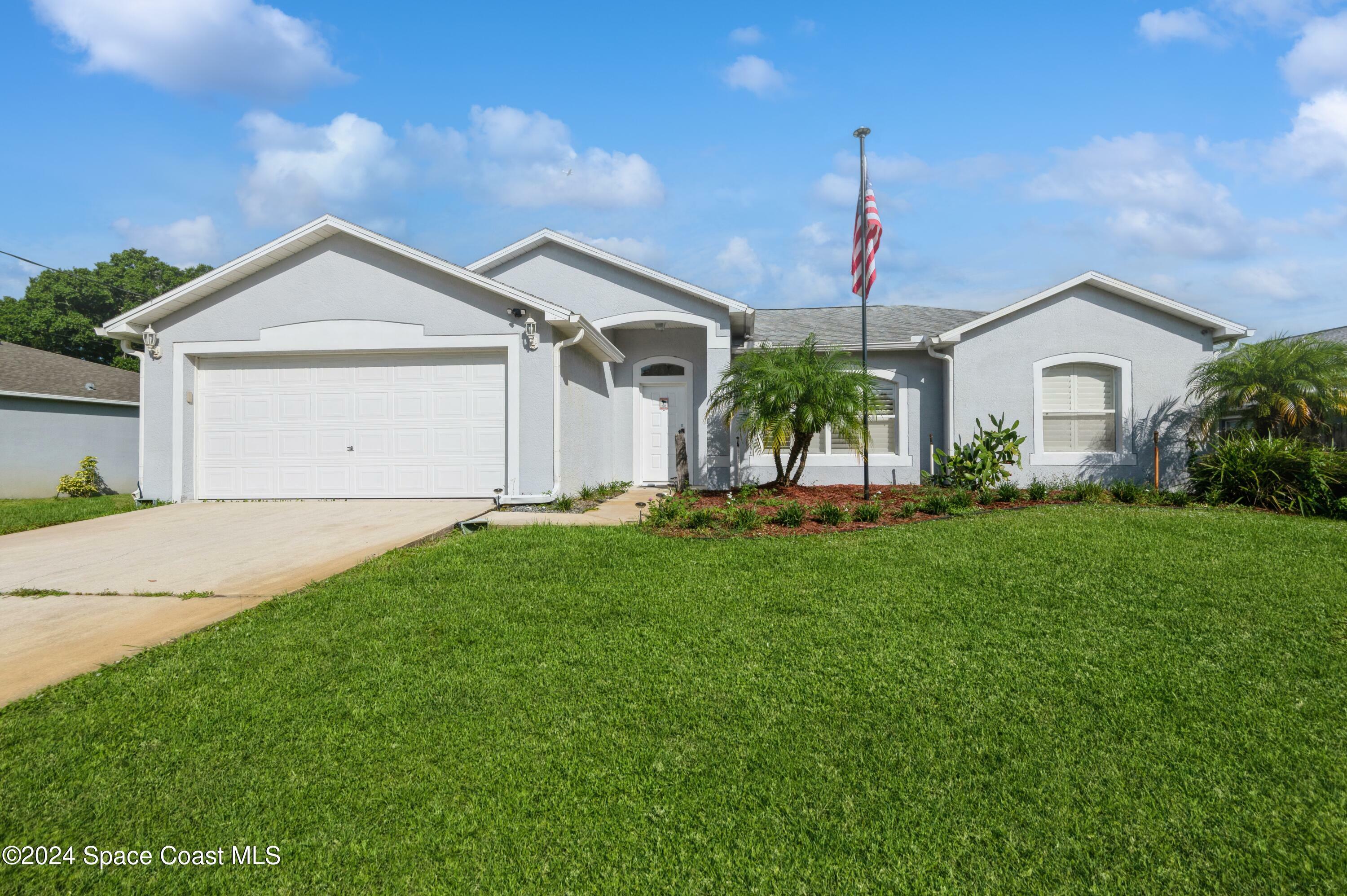 Property Photo:  4330 Ponds Dr.  FL 32927 