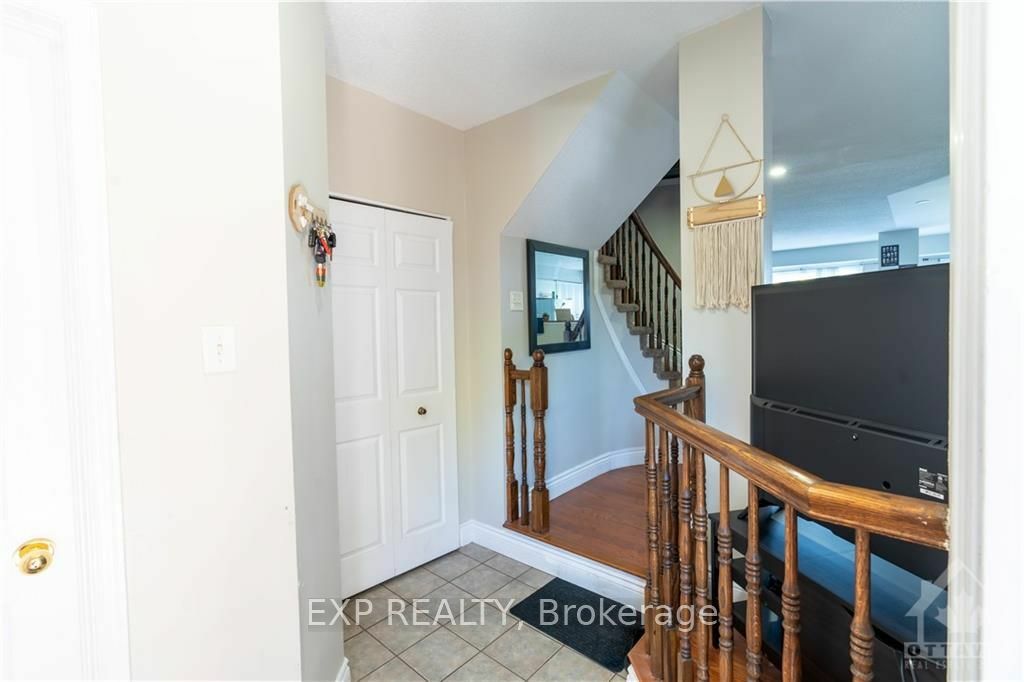 Property Photo:  1089 Ballantyne Dr  ON K4A 4C6 