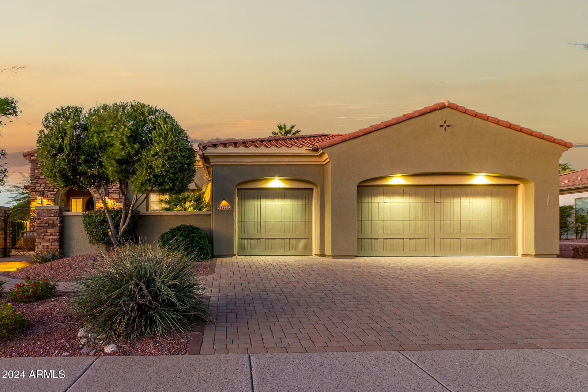 Property Photo:  13232 W Los Bancos Drive  AZ 85375 