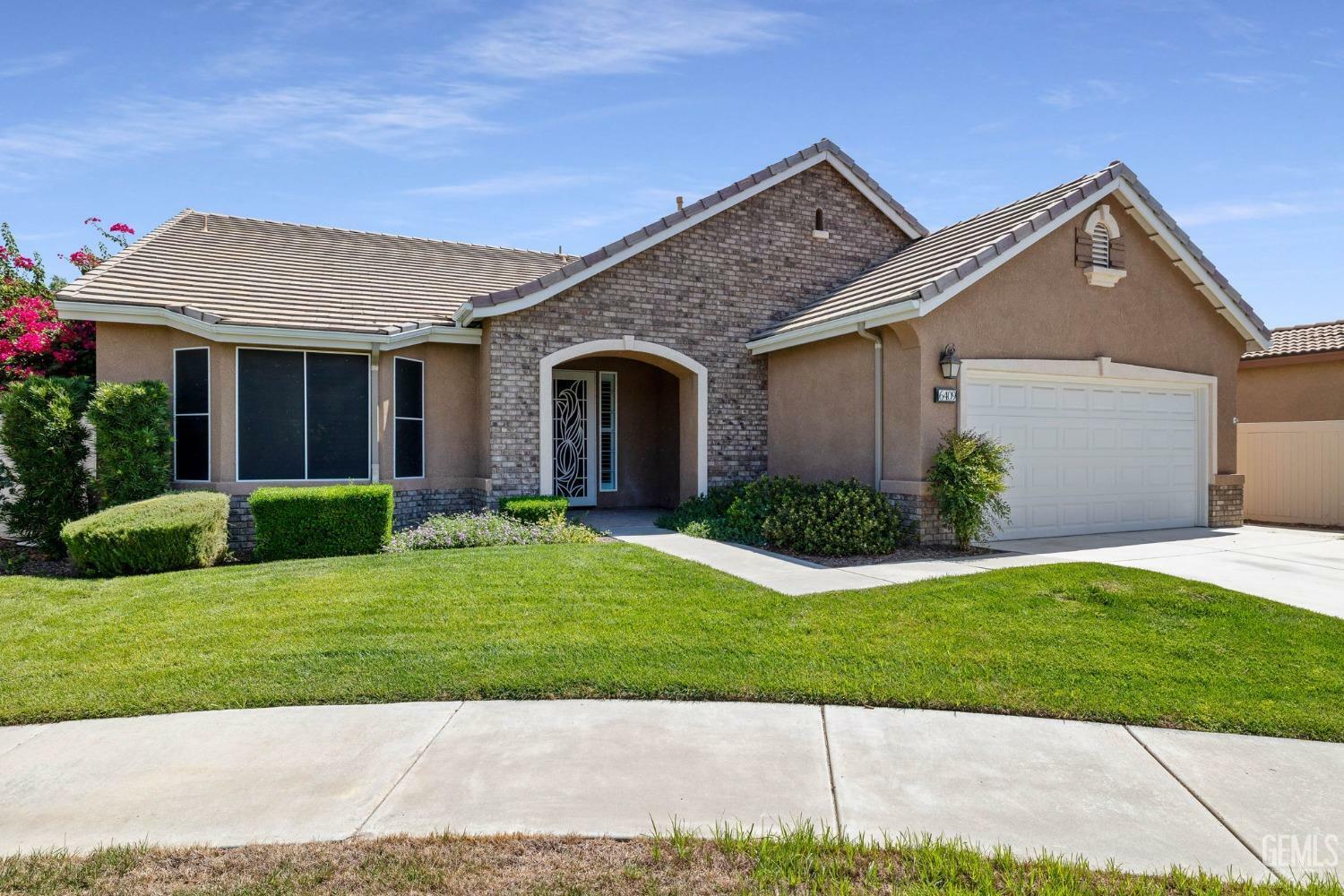 6409 Vienna Place  Bakersfield CA 93306 photo