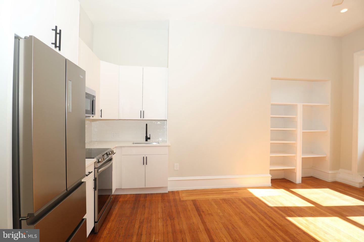 Property Photo: 1919 Green Street F PA 19130