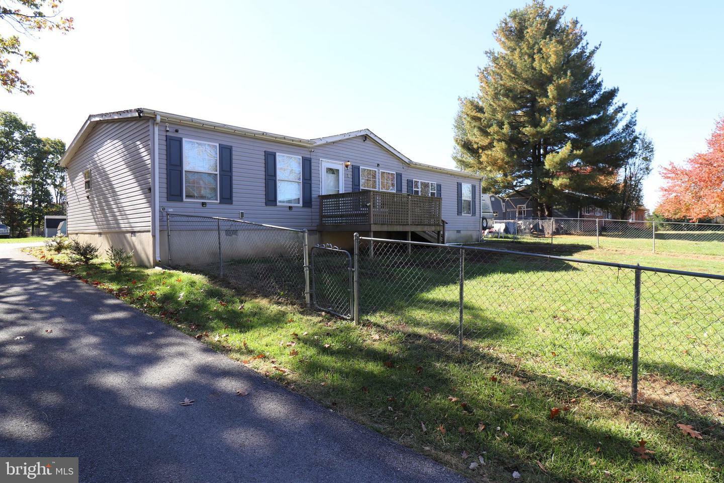Property Photo: 98 Shickle Lane WV 25428