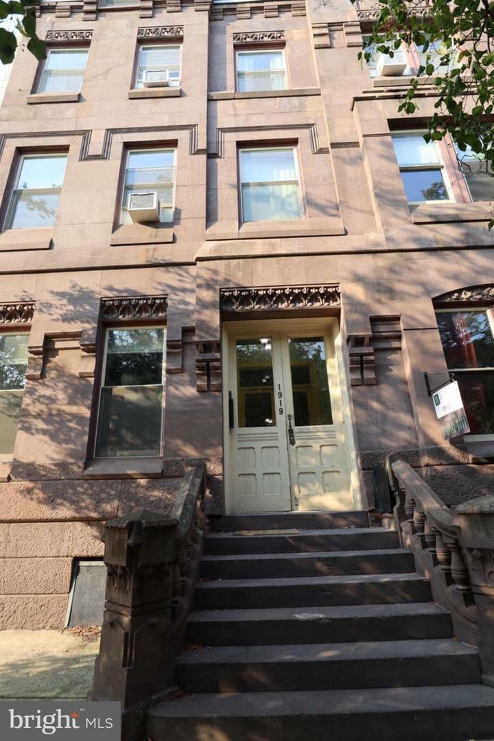 Property Photo: 1919 Green Street L PA 19130