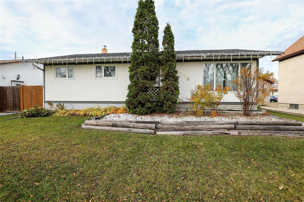 Property Photo:  409 Harold Avenue West  MB R2C 2E1 