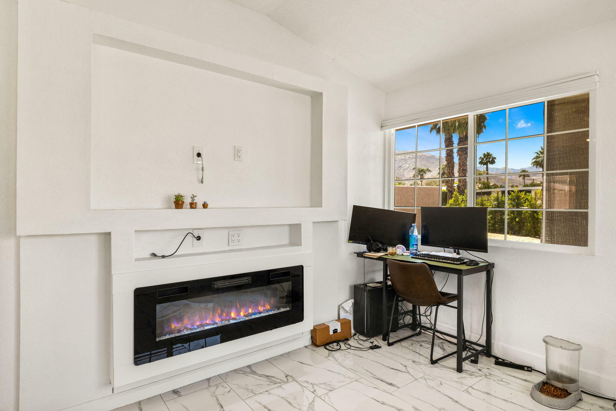 Property Photo:  44510 San Carlos Avenue 4  CA 92260 