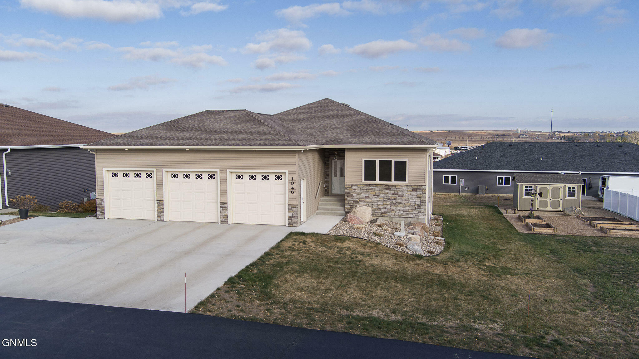 Property Photo:  1046 Otter Creek Loop  ND 58545 