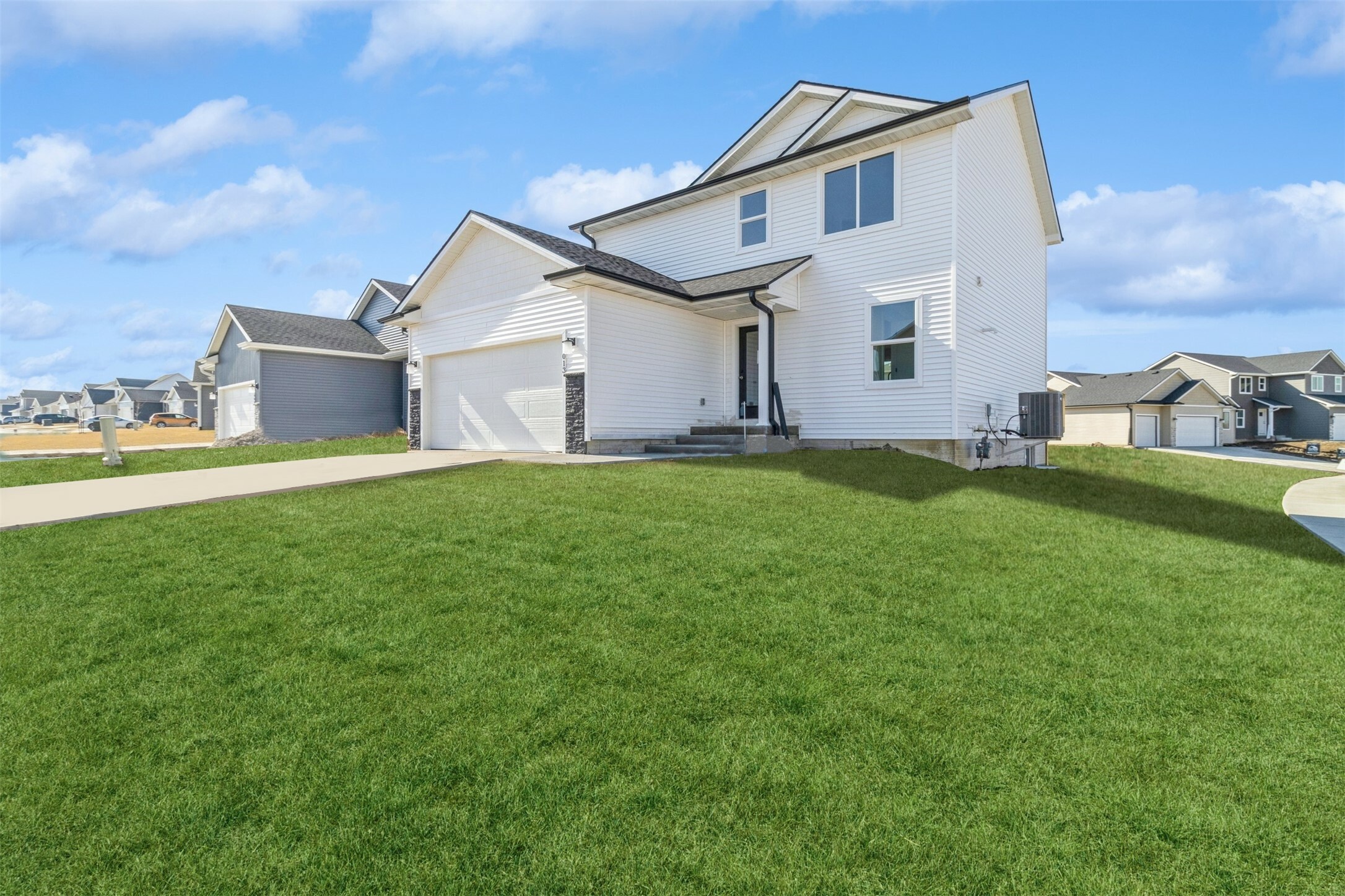 Property Photo: 3013 Lund Street IA 50211