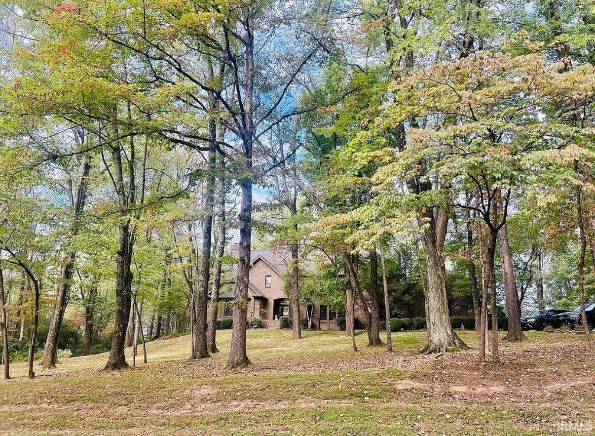 Property Photo: 1000 Oak Trace IN 47725