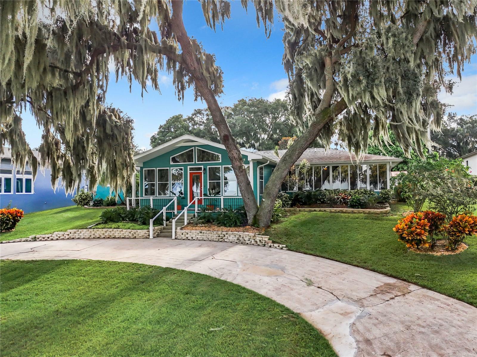 Property Photo:  1559 Lakeshore Drive  FL 32726 