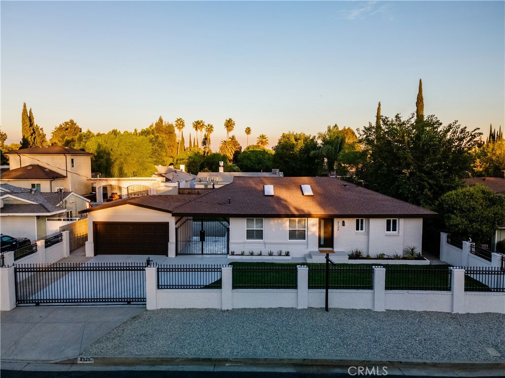 8126 Geyser Avenue  Reseda CA 91335 photo