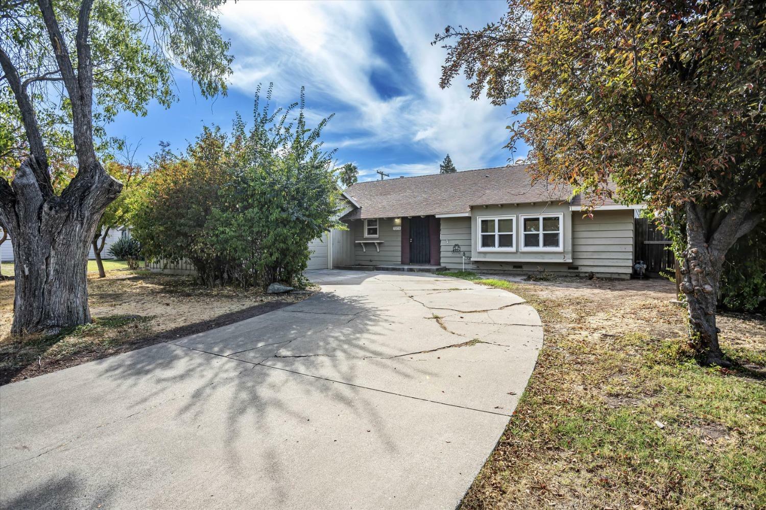 Property Photo:  7378 West Parkway  CA 95823 