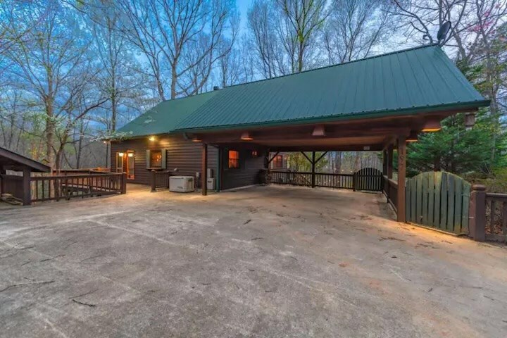 Property Photo: 197 Smith Hill Road GA 30513