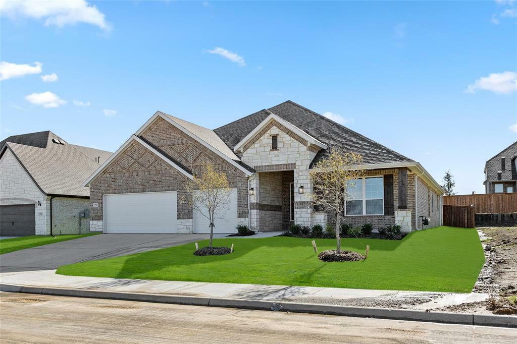 Property Photo:  752 Brozgold Avenue  TX 76065 